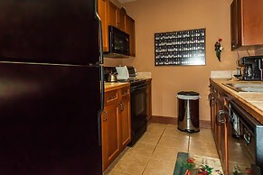 Oro Grande by Summit County Mountain Retreats