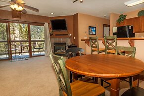 Oro Grande by Summit County Mountain Retreats