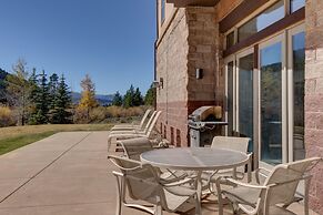 Oro Grande by Summit County Mountain Retreats