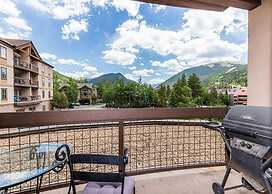 Oro Grande by Summit County Mountain Retreats