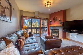 Oro Grande by Summit County Mountain Retreats