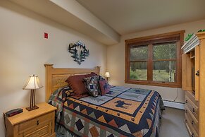 Red Hawk Townhomes by Summit County Mountain Retreats