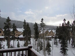 Red Hawk Townhomes by Summit County Mountain Retreats