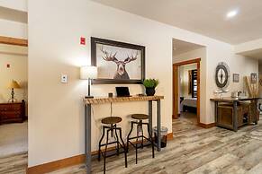 Red Hawk Townhomes by Summit County Mountain Retreats