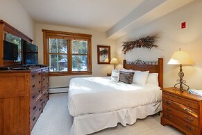 Red Hawk Townhomes by Summit County Mountain Retreats