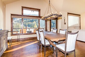 River Run Townhomes by Summit County Mountain Retreats