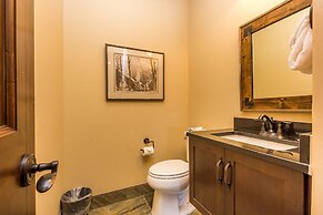 River Run Townhomes by Summit County Mountain Retreats