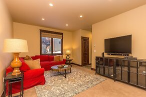 River Run Townhomes by Summit County Mountain Retreats