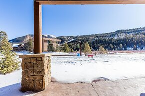 River Run Townhomes by Summit County Mountain Retreats