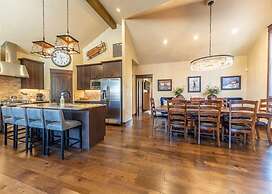 River Run Townhomes by Summit County Mountain Retreats