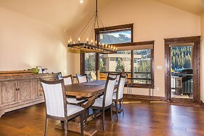 River Run Townhomes by Summit County Mountain Retreats