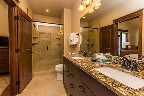 River Run Townhomes by Summit County Mountain Retreats