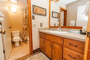 Pines by Summit County Mountain Retreats