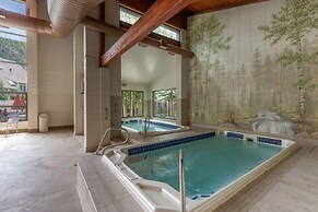 Pines by Summit County Mountain Retreats