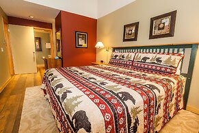 Pines by Summit County Mountain Retreats