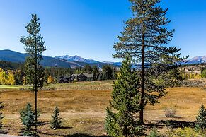 Pines by Summit County Mountain Retreats