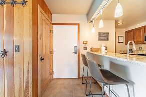 Pines by Summit County Mountain Retreats