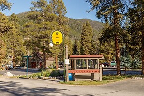 Pines by Summit County Mountain Retreats