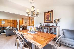 Pines by Summit County Mountain Retreats