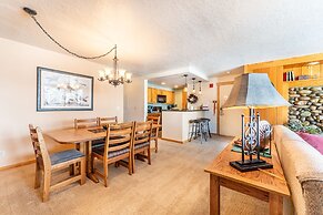 Pines by Summit County Mountain Retreats