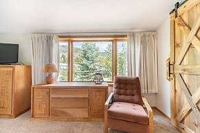 Pines by Summit County Mountain Retreats