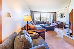 Pines by Summit County Mountain Retreats