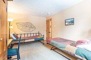 Pines by Summit County Mountain Retreats