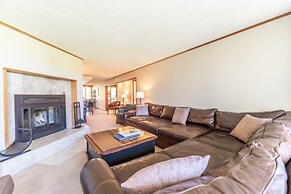 Pines by Summit County Mountain Retreats