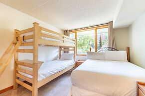 Pines by Summit County Mountain Retreats