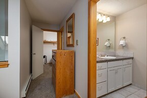 Pines by Summit County Mountain Retreats