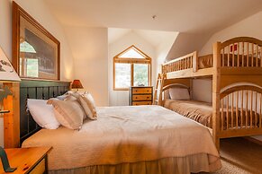 Gateway by Summit County Mountain Retreats