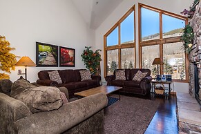 Gateway by Summit County Mountain Retreats