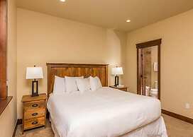 Alders #801 by Summit County Mountain Retreats