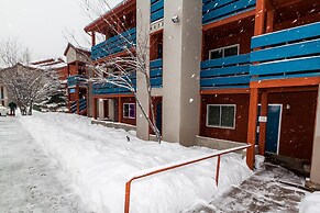 Cinnamon Ridge #113 Building C by Summit County Mountain Retreats