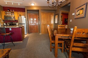 Black Bear by Summit County Mountain Retreats