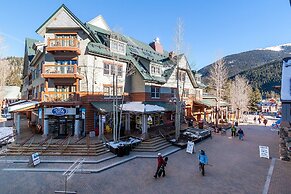 Black Bear by Summit County Mountain Retreats