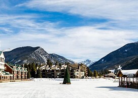 Jackpine Lodge by Summit County Mountain Retreats