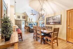 Jackpine Lodge by Summit County Mountain Retreats