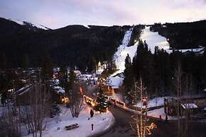 Jackpine Lodge by Summit County Mountain Retreats