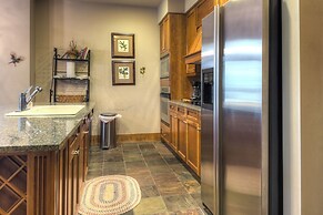 Lone Eagle by Summit County Mountain Retreats