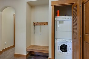 Lone Eagle by Summit County Mountain Retreats