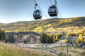 Lone Eagle by Summit County Mountain Retreats