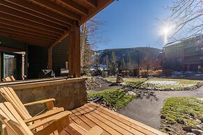 Tenderfoot Lodge by Summit County Mountain Retreats