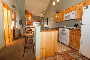 Tenderfoot Lodge by Summit County Mountain Retreats