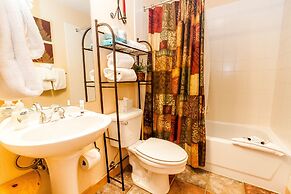 Tenderfoot Lodge by Summit County Mountain Retreats