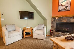 Tenderfoot Lodge by Summit County Mountain Retreats