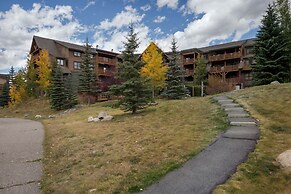 Tenderfoot Lodge by Summit County Mountain Retreats