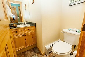 Tenderfoot Lodge by Summit County Mountain Retreats