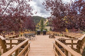 Tenderfoot Lodge by Summit County Mountain Retreats