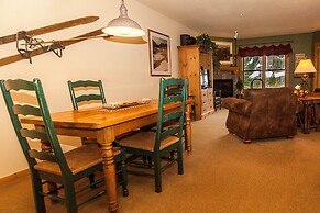 Tenderfoot Lodge by Summit County Mountain Retreats